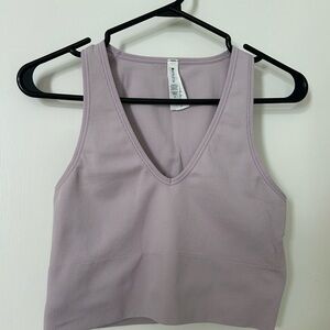 Lavender Ribbed V-Neck Athletic Crop Top